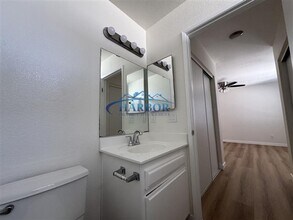 961 W 1st St in San Pedro, CA - Building Photo - Building Photo