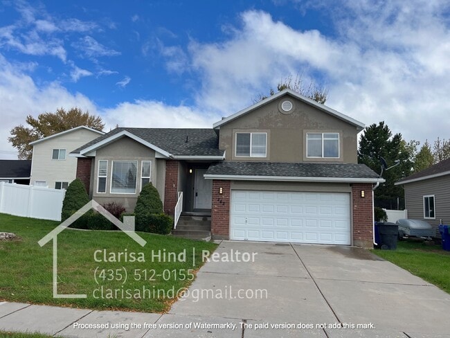 property at 262 1660 W