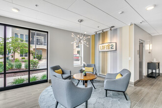 Lofts 2 in Kenosha, WI - Foto de edificio - Building Photo