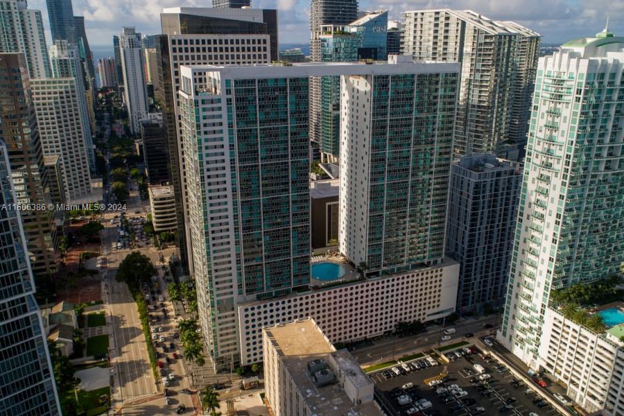 500 Brickell Ave, Unit 2505 in Miami, FL - Building Photo