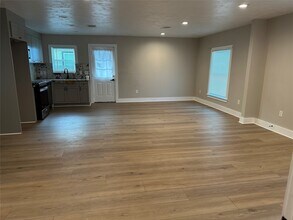 4504 Kingsbury St in Houston, TX - Building Photo - Building Photo