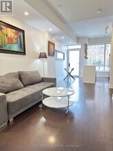 23-TH23 Sheppard Ave E in Toronto, ON - Building Photo - Building Photo