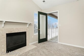 4121 Hampton Ridge Blvd in Howell, MI - Building Photo - Building Photo