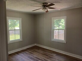 60 Ash Branch Church Rd in Pembroke, GA - Building Photo