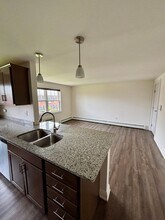 1347 Millersport Hwy in Amherst, NY - Building Photo - Building Photo