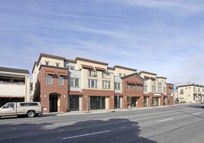131 Lighthouse Ave in Monterey, CA - Building Photo