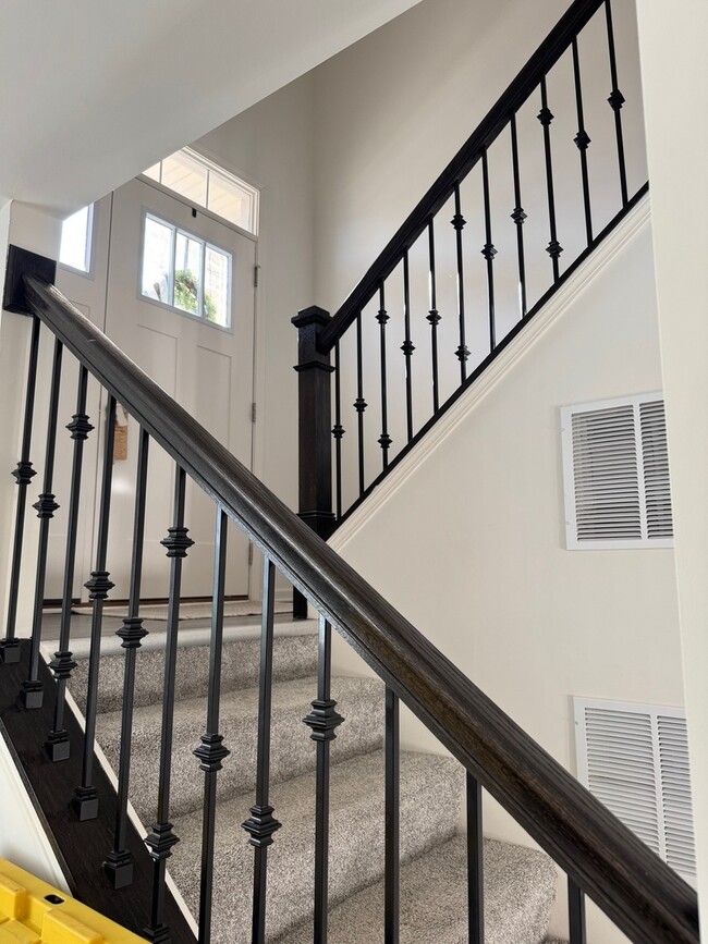 1654 Bentz Way in Batavia, IL - Building Photo - Building Photo