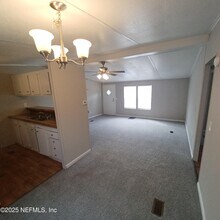 6184 Cornell Rd in Keystone Heights, FL - Building Photo - Building Photo