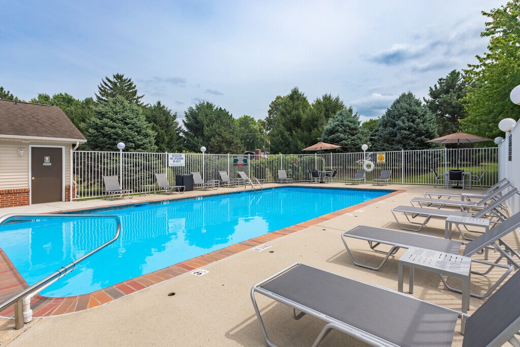 Brainard Landings Apartments Lincoln, IL Apartments