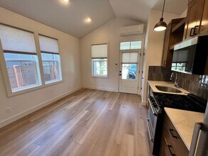 3238 NW Celilo Ln in Bend, OR - Building Photo - Building Photo