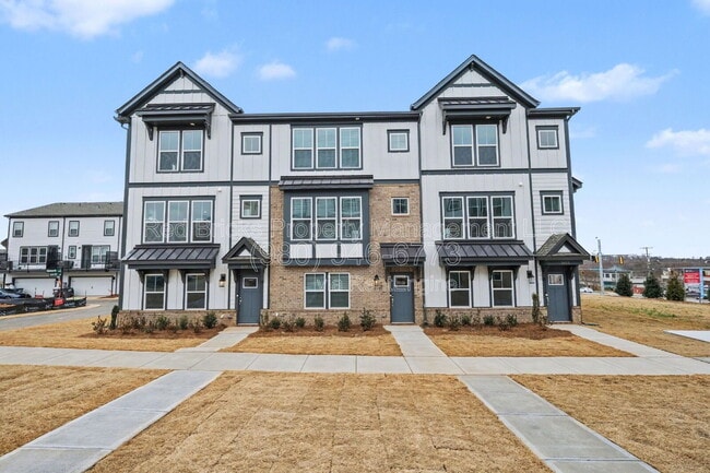 property at 2007 Hawksworth