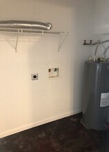 2020 Southwood Dr in Lake Charles, LA - Building Photo - Building Photo