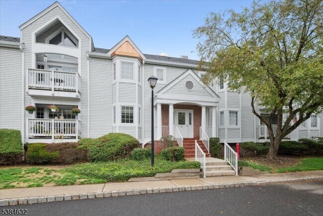 11D Leva Dr in Morristown, NJ - Building Photo - Building Photo
