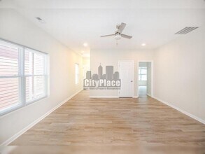 614 Parkway Ave in Indianapolis, IN - Building Photo - Building Photo