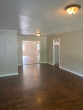 2213 SE Dewey Ave in Bartlesville, OK - Building Photo - Building Photo