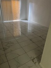 4404 Tierra Verde St in Bakersfield, CA - Building Photo - Building Photo