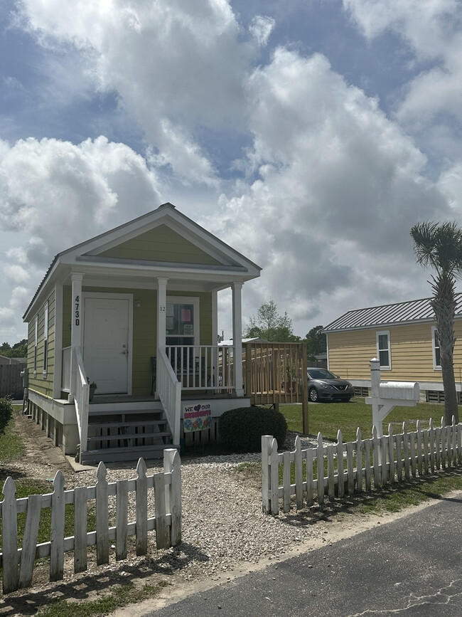 The Cabanas in Ocean Springs, MS - Building Photo - Building Photo