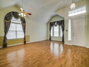 3332 Spring Mountain Dr in Plano, TX - Building Photo - Building Photo