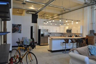 120 W Marshall St in Richmond, VA - Building Photo - Building Photo