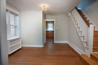 2828 Bridge St in Philadelphia, PA - Building Photo - Building Photo