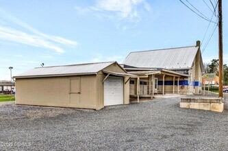 1538 N Susquehanna Trail in Selinsgrove, PA - Building Photo - Building Photo