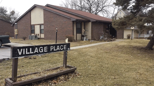 Village Place Apartments in Bethany, MO - Foto de edificio