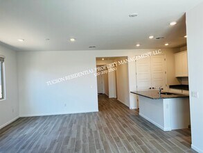 13142 E Cembeline Ln in Tucson, AZ - Building Photo - Building Photo