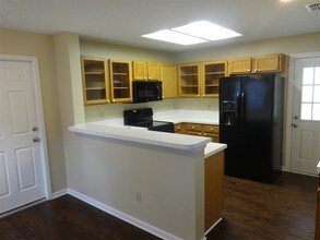 325 Willow Green Dr in Orange Park, FL - Building Photo - Building Photo
