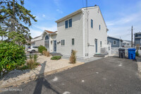 206 San Fernando Dr in Lavallette, NJ - Foto de edificio - Building Photo