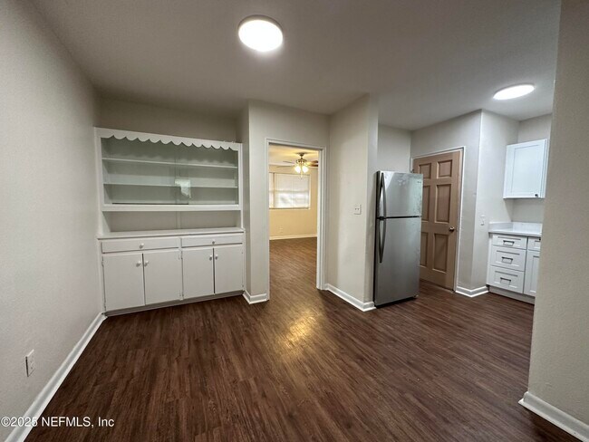 3049 Post St in Jacksonville, FL - Building Photo - Building Photo