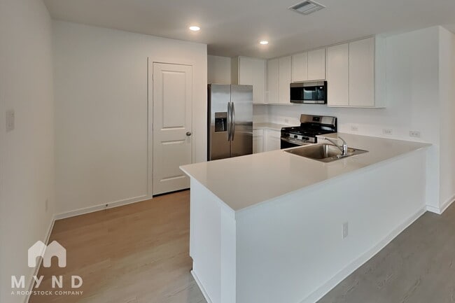 708 Zuppino Ln, Unit 70 in Huffman, TX - Building Photo - Building Photo