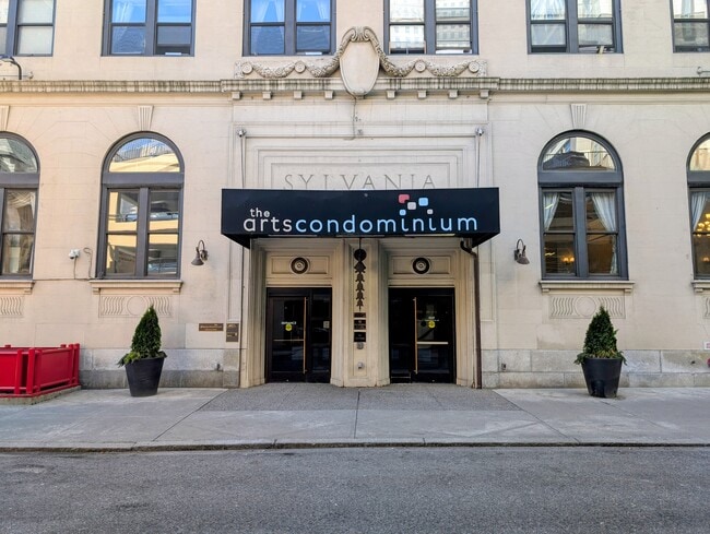 property at 1324 Locust St