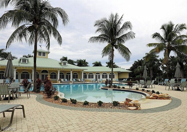 3171 Sea Trawler Bend in North Fort Myers, FL - Building Photo - Building Photo