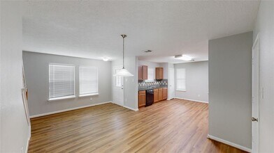 3854 Jewel Point Dr in Spring, TX - Building Photo - Building Photo