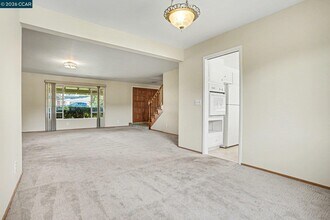 87 Gaywood Pl in Moraga, CA - Building Photo - Building Photo