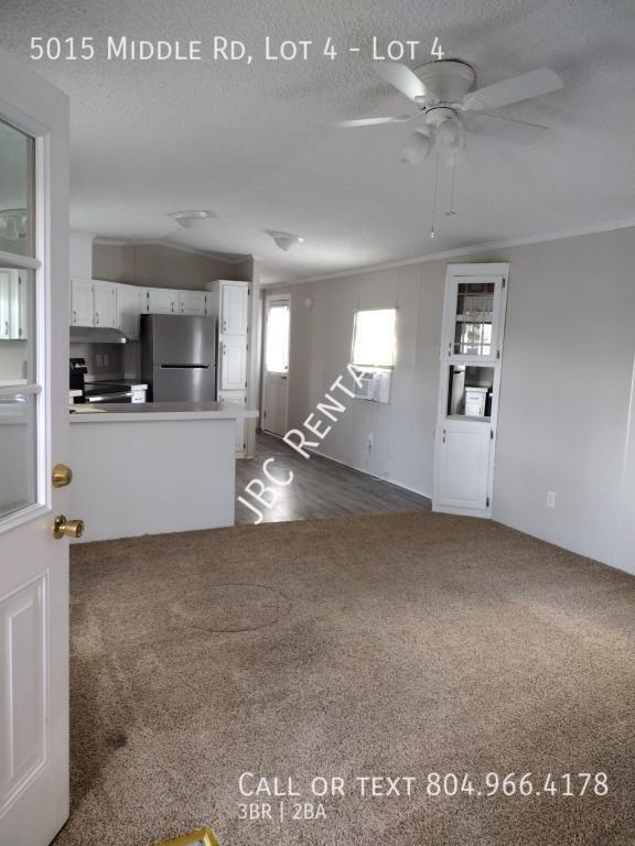 property at 5015 Middle Rd