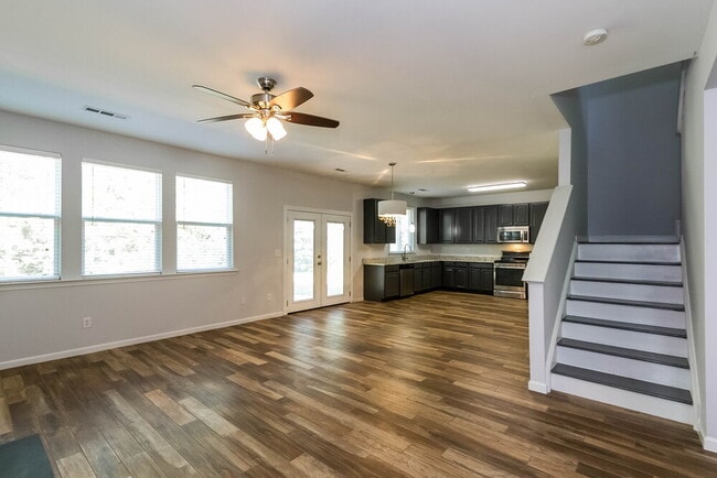 50 Brookview Dr in Newnan, GA - Building Photo - Building Photo