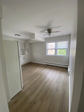 8246 W Grand Ave, Unit 2N in River Grove, IL - Building Photo - Building Photo