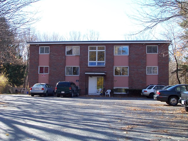 22 Daley St in Leominster, MA - Building Photo - Building Photo