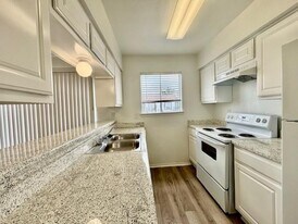 6500 W 43rd St in Houston, TX - Building Photo