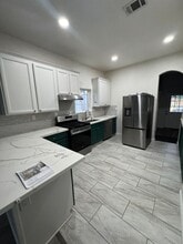 5676 Arboga Rd in Olivehurst, CA - Building Photo - Building Photo