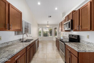 1290 W Butler Dr in Chandler, AZ - Building Photo - Building Photo