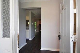 5502 Loving Dr in Garland, TX - Building Photo - Building Photo