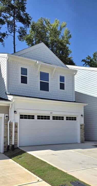 185 Cabernet Dr in Chapel Hill, NC - Building Photo