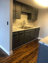 16 N Hill St in Fountain City, WI - Building Photo