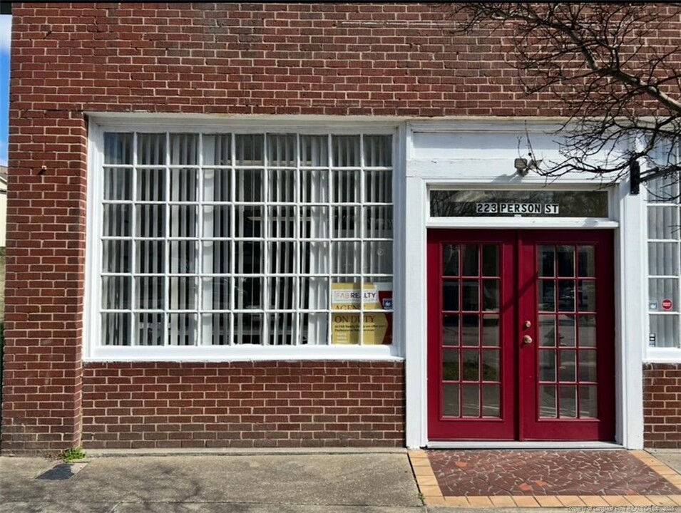 223 Person St in Fayetteville, NC - Building Photo