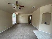 10120 Gent Ct in Irving, TX - Building Photo - Building Photo