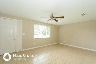 4313 Belleville Ave in Holiday, FL - Building Photo - Building Photo
