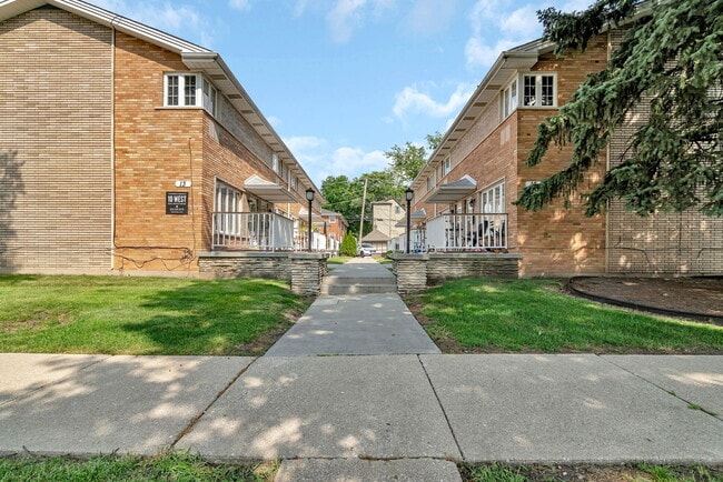 property at 15 S Waiola Ave