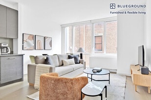 309 5th Ave in New York, NY - Building Photo